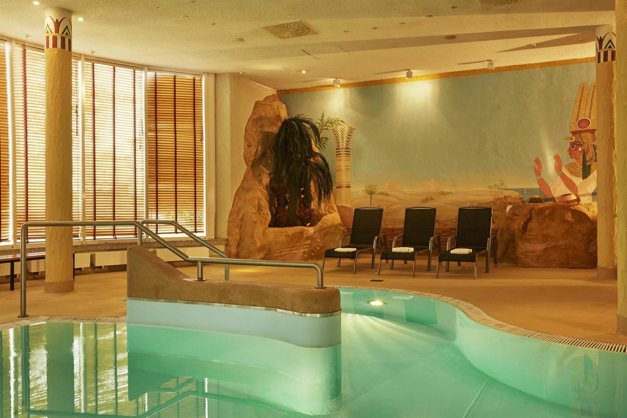 Achat Hotel Magdeburgo Esterno foto
